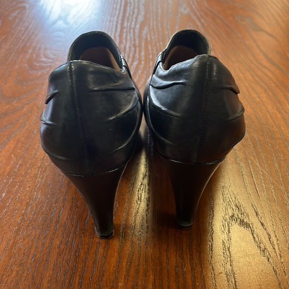 Clarks Shoes - Picture 4 of 7